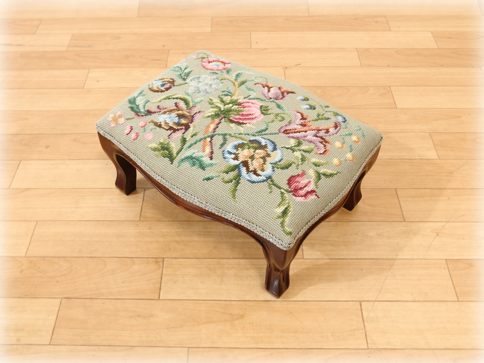 オールドフレンチスタイル ウォルナット フットスツール｜アンティーク