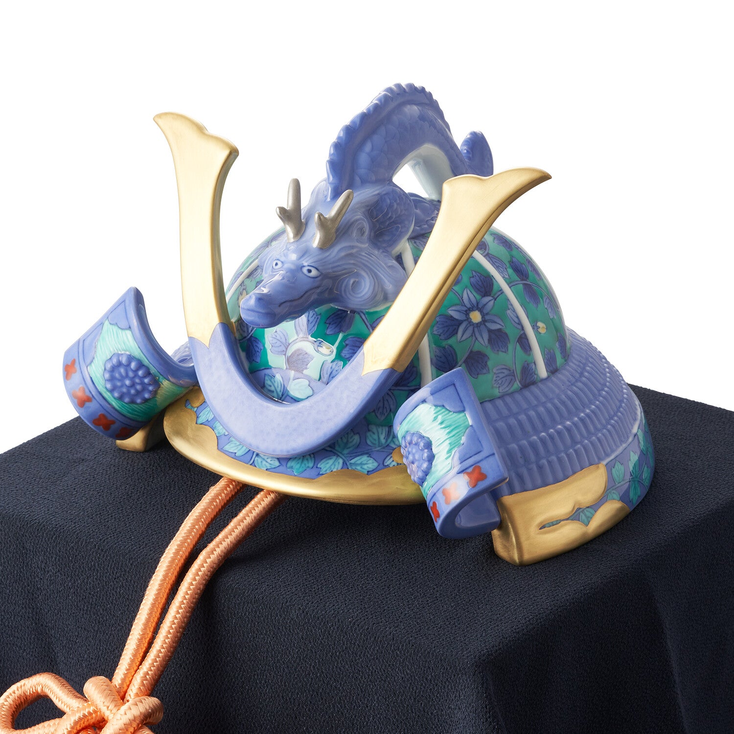 兜 陶器 原寸大程の大きさ 古民家 兜 陶器 原寸大程の