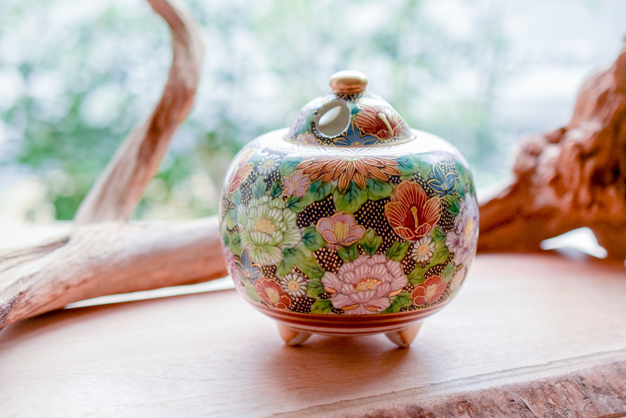 生産終了】3.5号香炉 金花詰 – Juttoku. u159 香春焼 在銘 辰砂香炉