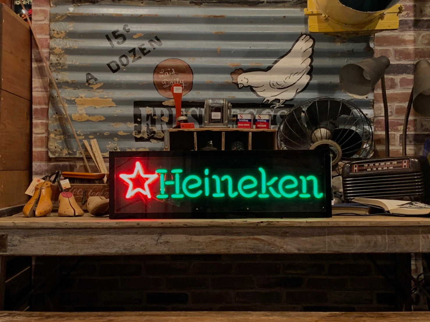 Heineken_2_2048x.jpg?v=1645507622