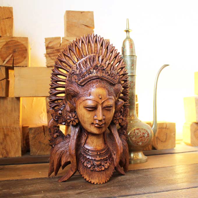 バリ島(バロンの顔) 22K 装飾的彫刻 ペンダント