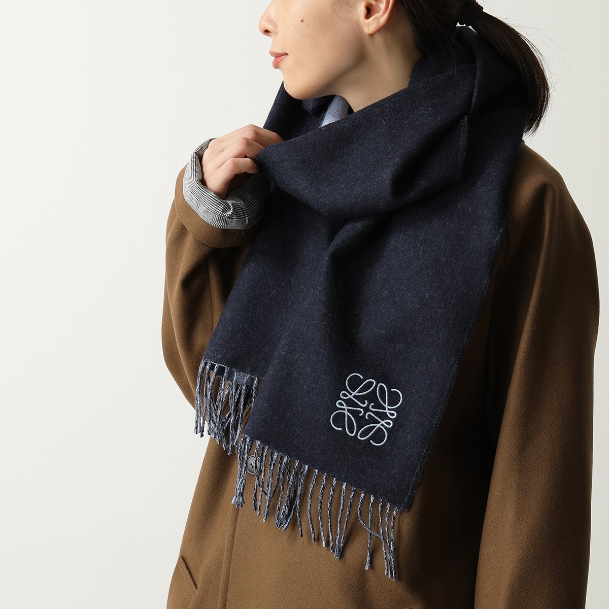 LOEWE】ロエベ バイカラースカーフ ウール&カシミヤ ディスカウント