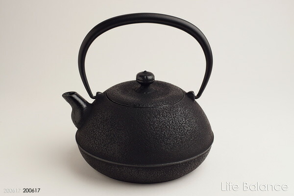 楽天市場】南部鉄器 南部鉄瓶 直火用0.7L 南部宝星堂 及春鋳造所 千筋