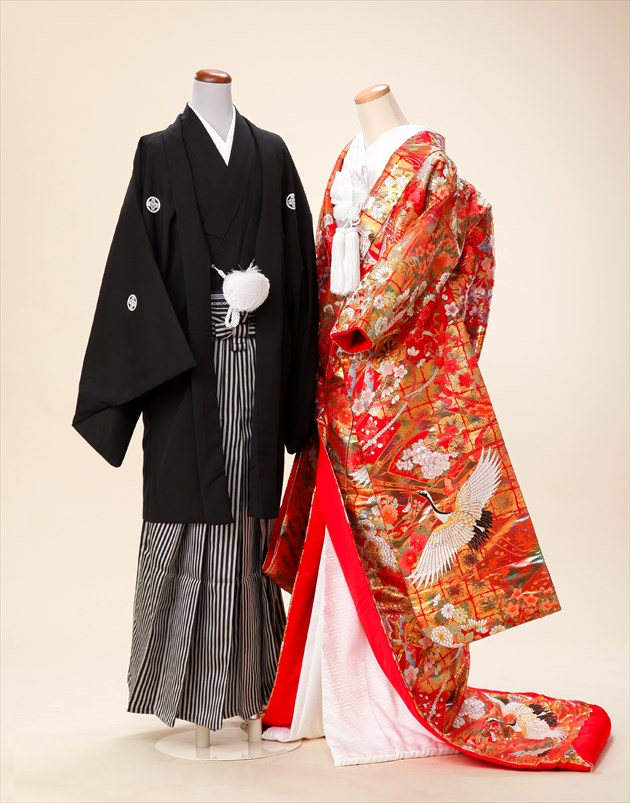 楽天市場】花嫁衣装の引き振袖・紋付きレンタル 赤地に華燭の慶華菖蒲