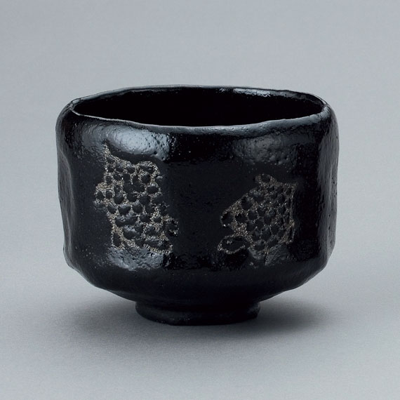 楽天市場】【茶道具 / 楽茶碗】 十一代 慶入 / 黒茶碗 銘 「小槌」 (写