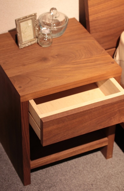 モアレス ナイトテーブル | マスターウォール(MasterWal) | リグナ通常