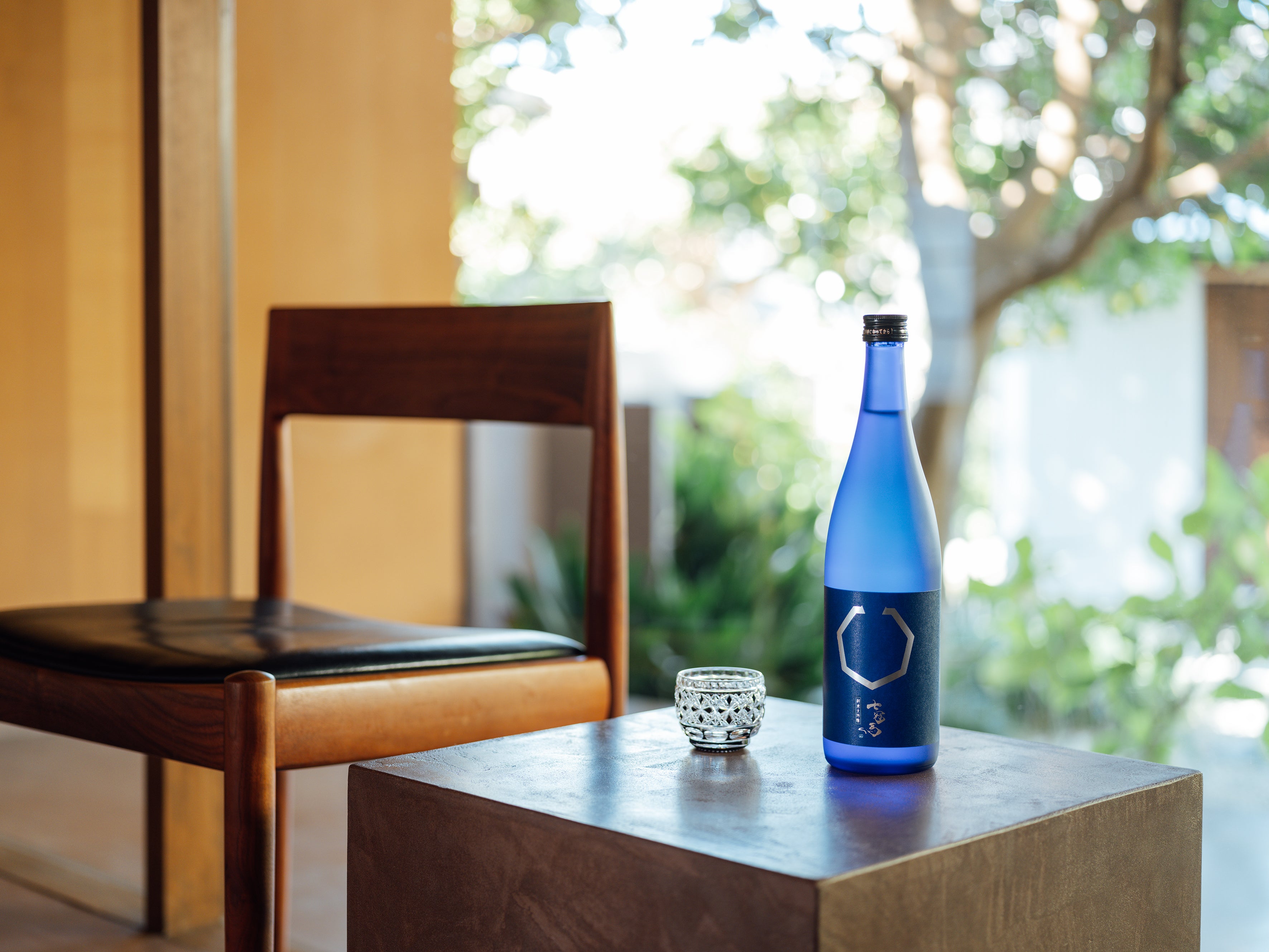 直接お渡し】絢爛豪華 沈香壺 大型140㎝ 獅子冠 直接お渡し】絢爛豪華