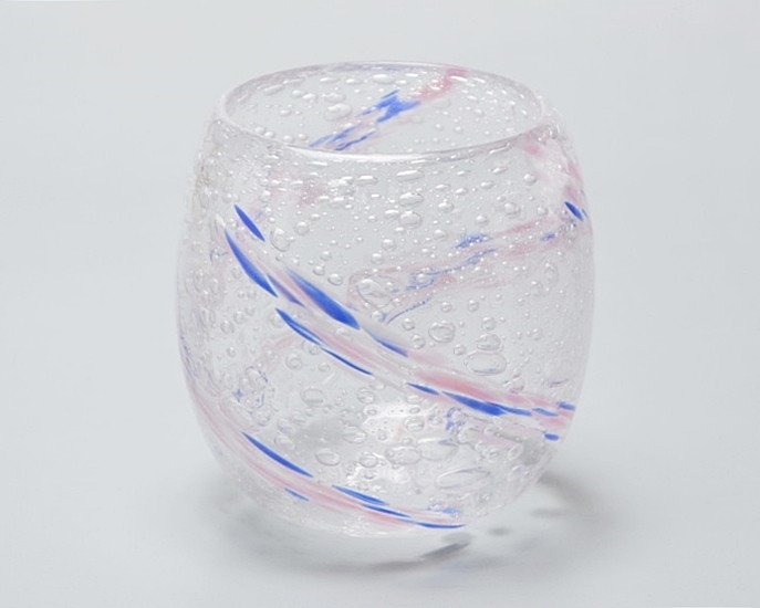 琉球ガラス 赤と青とグリーンの渦巻模様のガラスアート・屋我平尋作