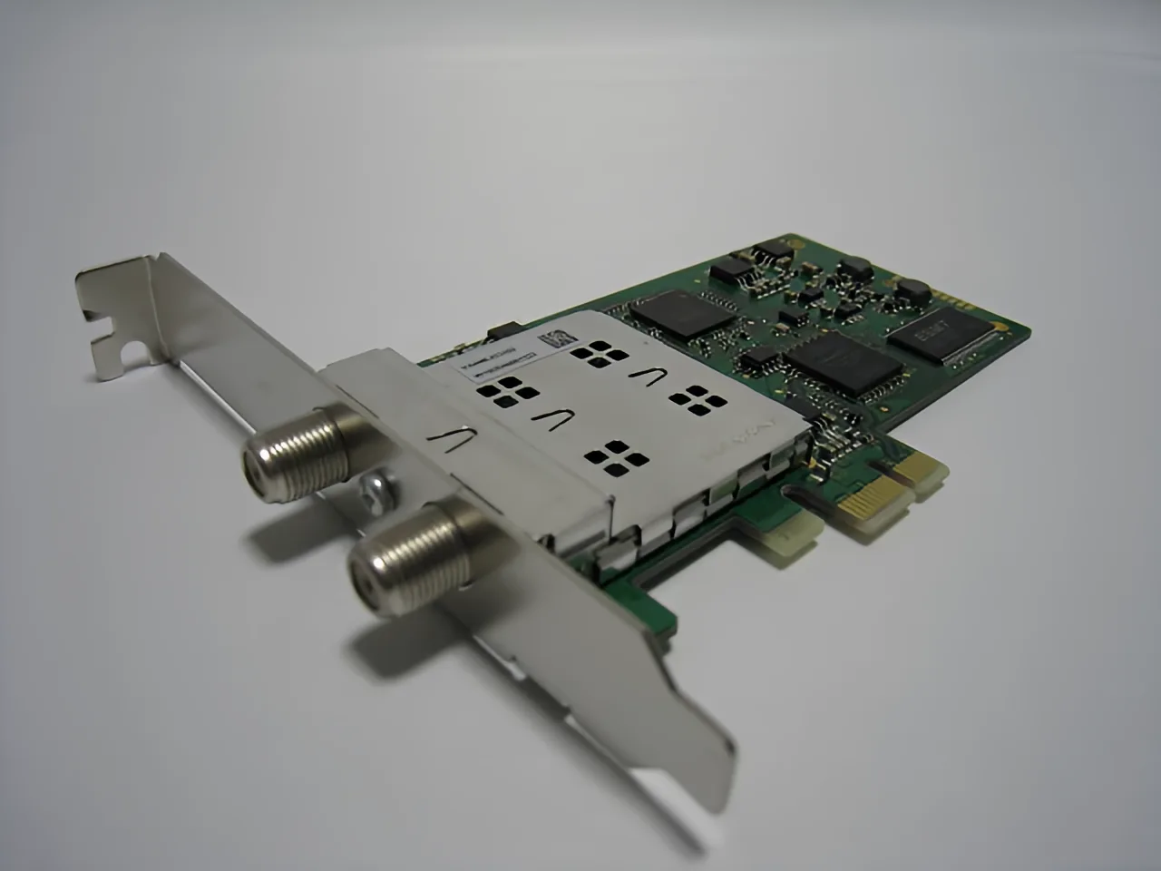 アースソフト PT3 Rev.A + SCカードリーダー + 分波器 アースソフト