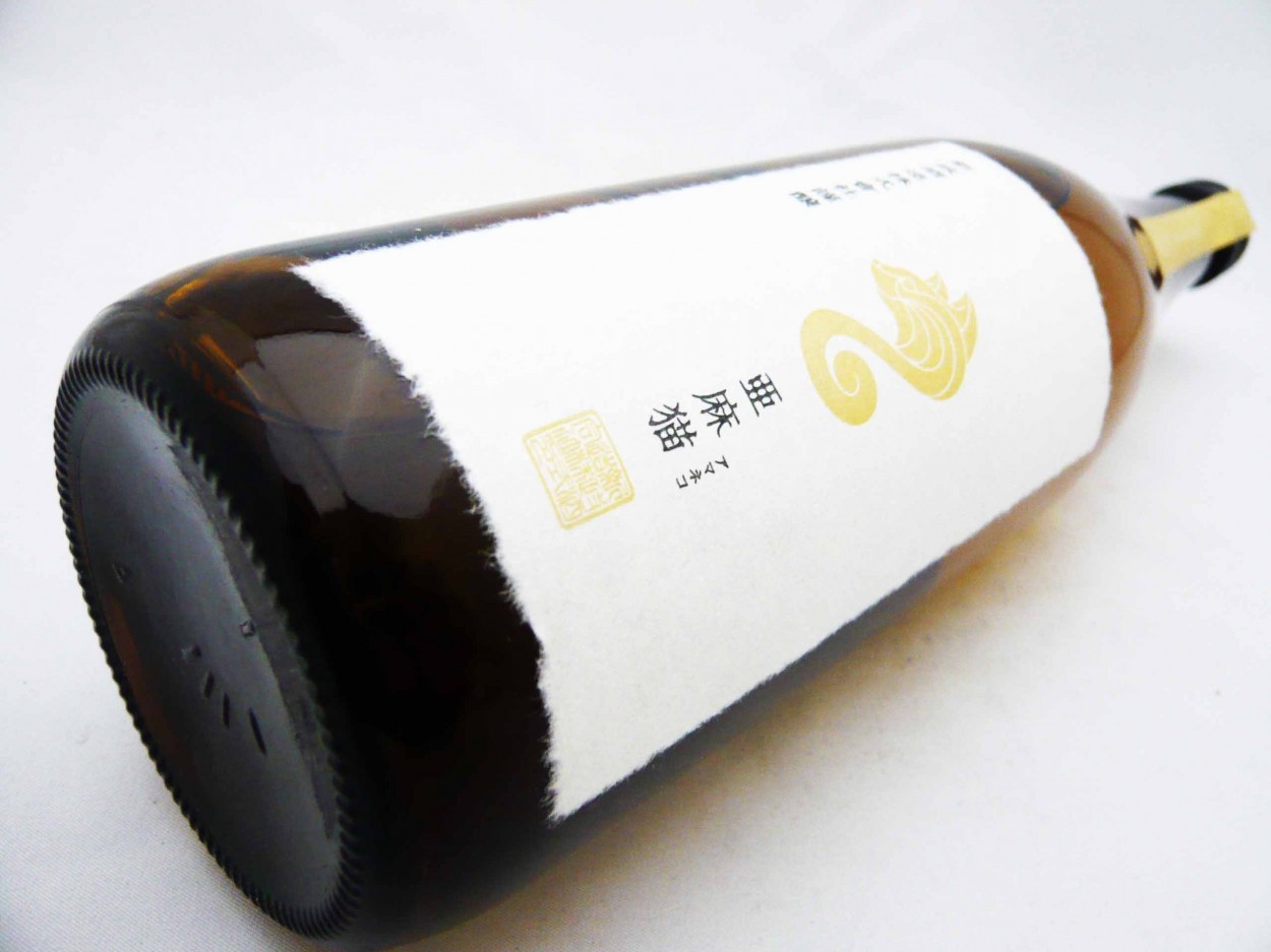 日本酒 新政 亜麻猫 白麹仕込純米酒 720ml あまねこ 2024BY クール