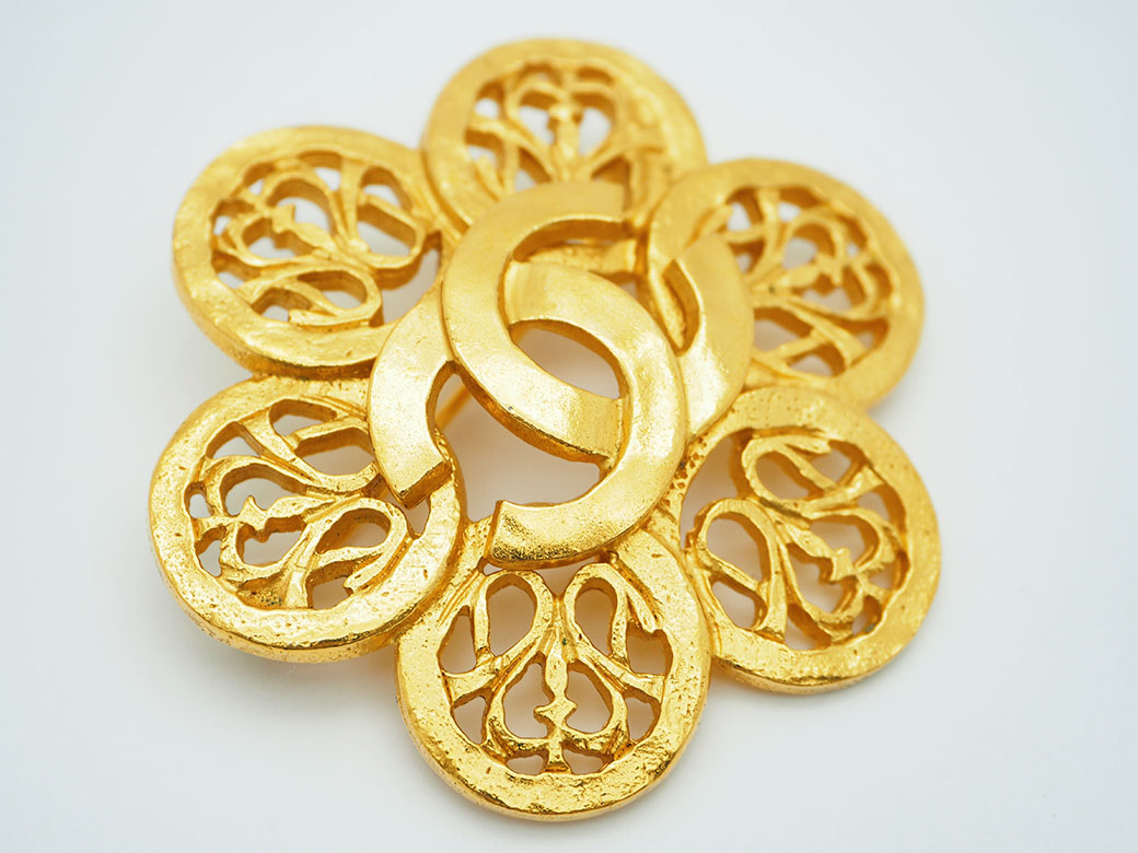 CHANEL（シャネル） ヴィンテージ フラワー ココ ブローチ ゴールド