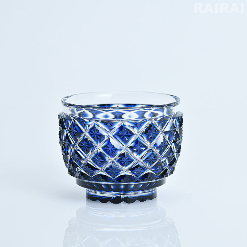 XG338カメイガラス・藍被硝子・薩摩切子・猪口・蓋付子付・友箱・酒器