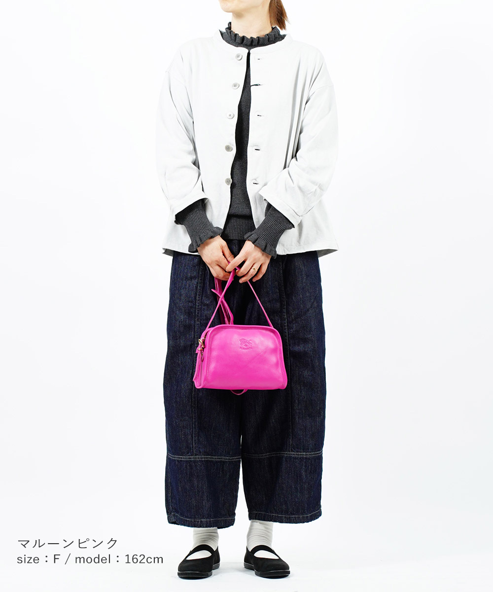 IL BISONTE（イルビゾンテ） クロスボディバッグ ショルダーバッグ