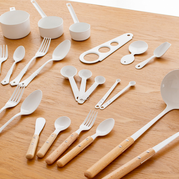 2/11はポイント10倍／ ソープディッシュ 琺瑯 ホーロー Blanc ブラン