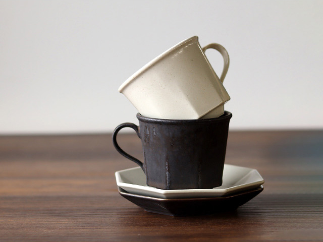 CHIPS ANCIENT POTTERY Octagonal C&S 2客セット(カップ＆ソーサー