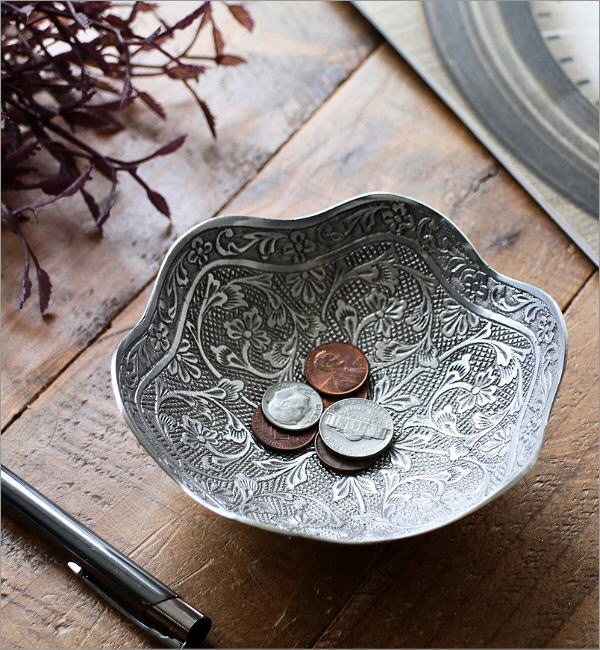 トレイ おしゃれ 小物入れ アンティーク調 小物置き トレー 真鍮