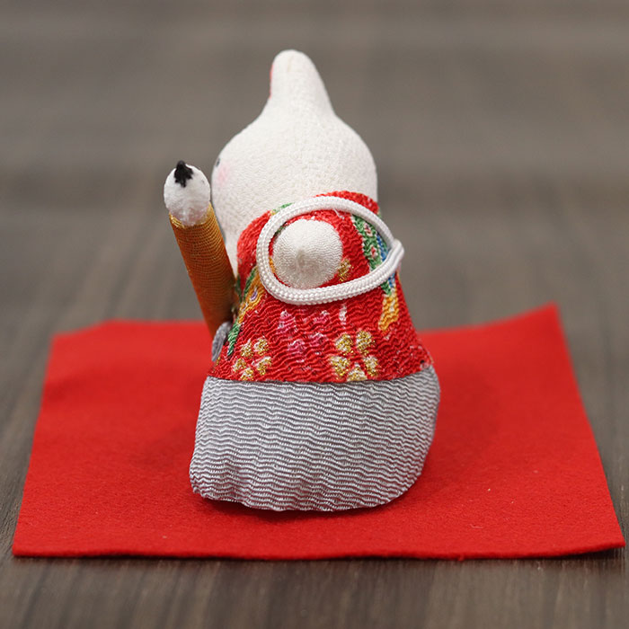 リュウコドウ 干支 置物 のぞき卯の書初め 名入れ 立札小 収納箱付き