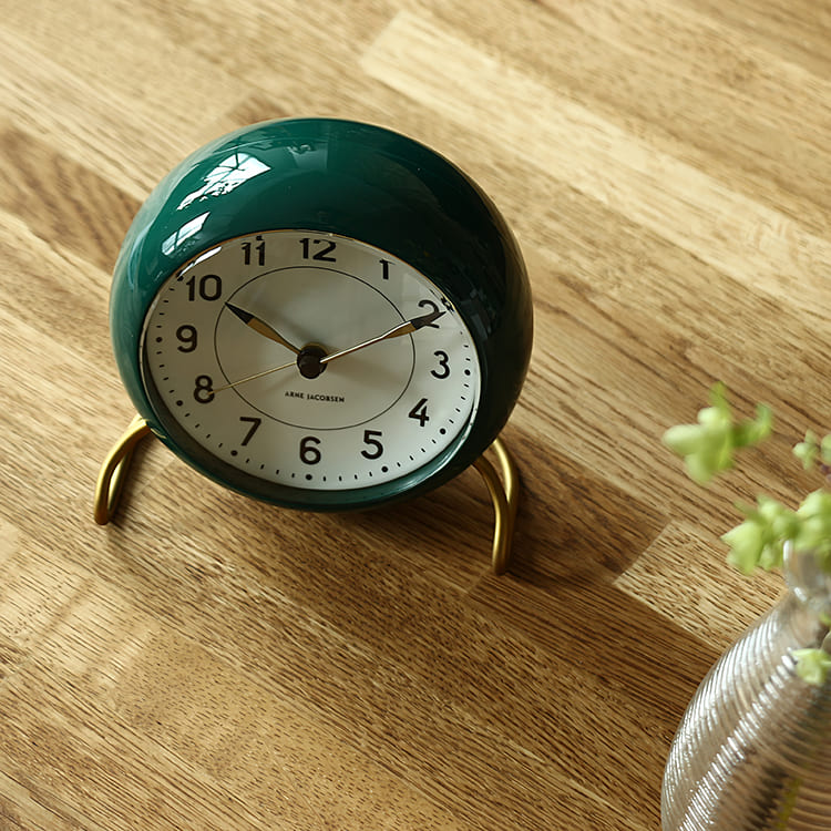 ARNE JACOBSEN（アルネ ヤコブセン） STATION（ステーション