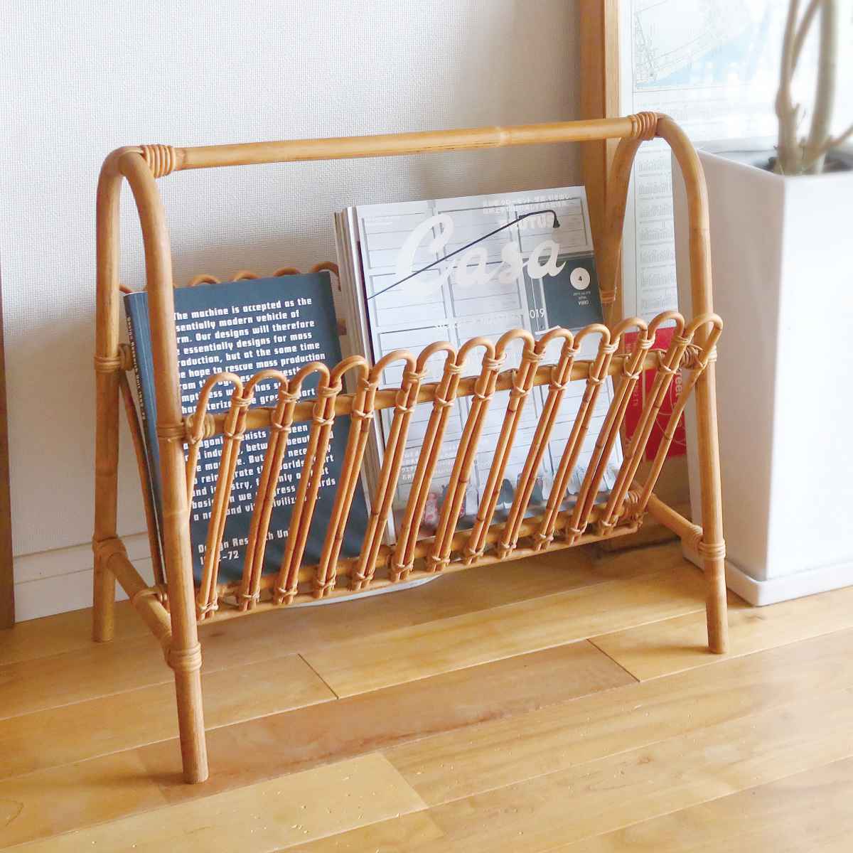 クレエ ユグラ マガジンラック ラタン （ マガジンスタンド マガジン