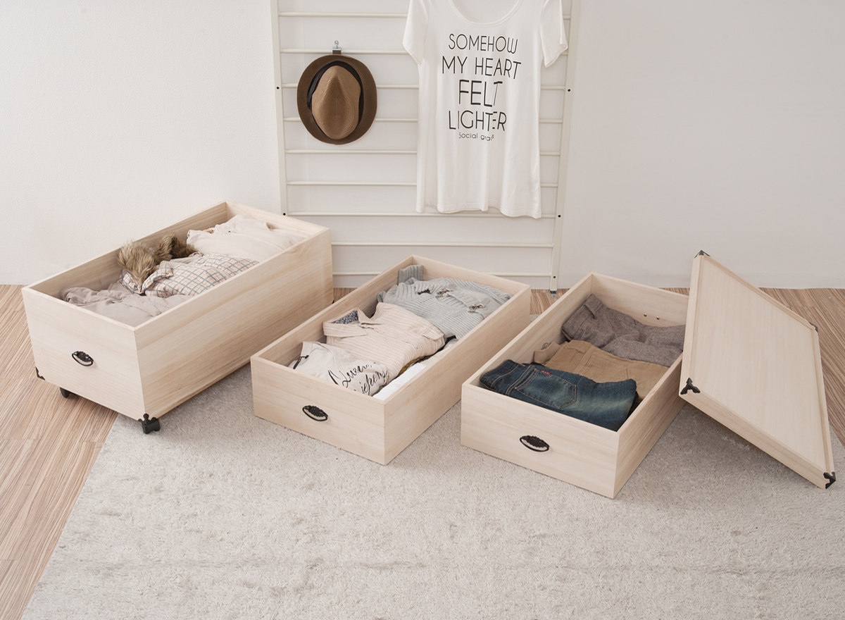 桐 衣装ケース 3段 押入れ収納 衣裳箱 キャスター付 隅金具 高さ72.5cm