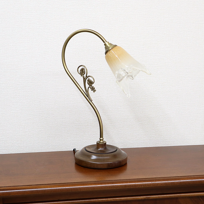 L5 テーブルランプ イタリア製 卓上ランプ アンティーク クラシック