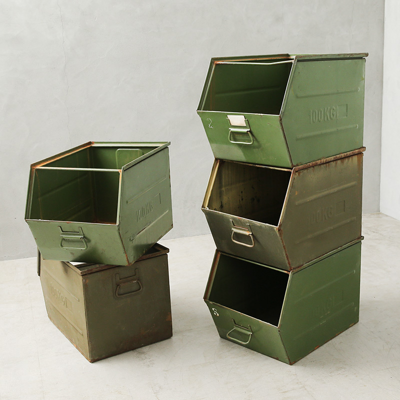 実物 USED チェコ軍 ビンテージ スチール ストレージボックス