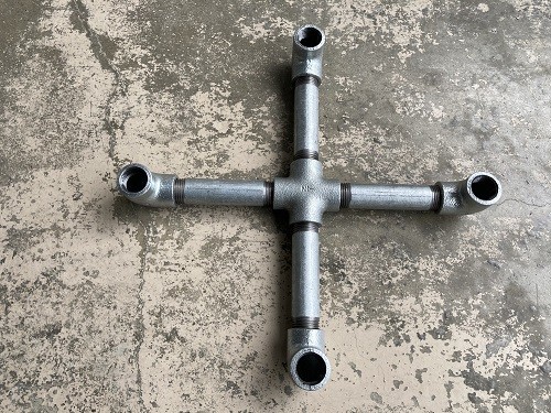 ガス管のDIYキット スツール脚 配管を使ったインダストリアル