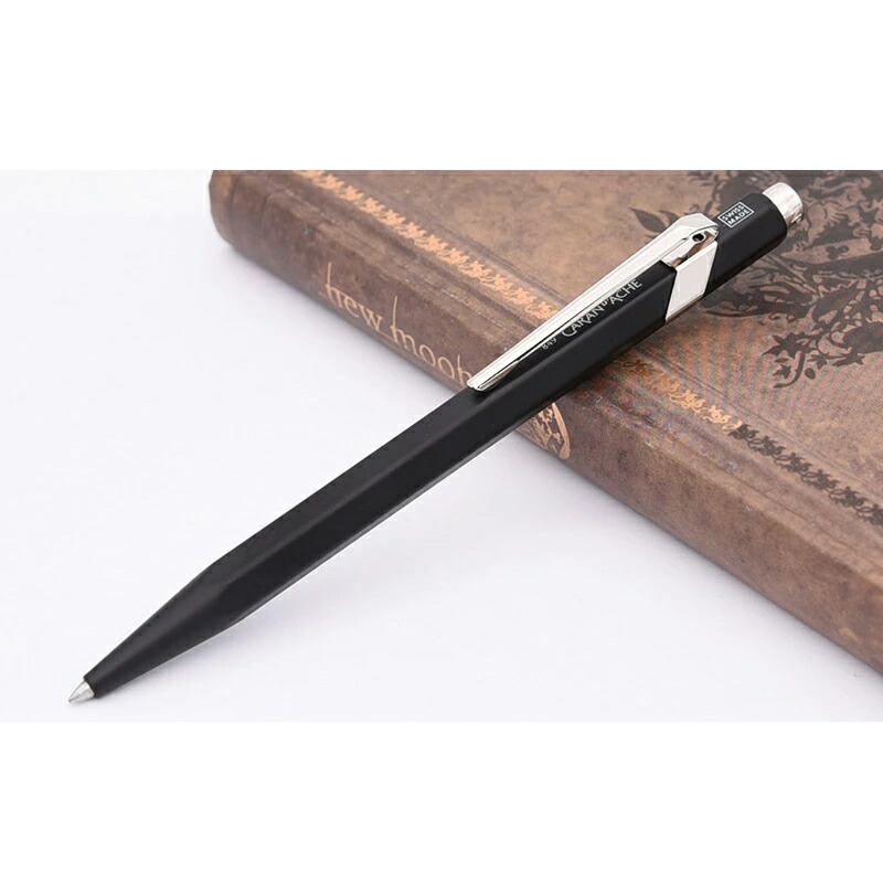 CARAN d'ACHE（カランダッシュ） ボールペン 849クラシックライン 0849