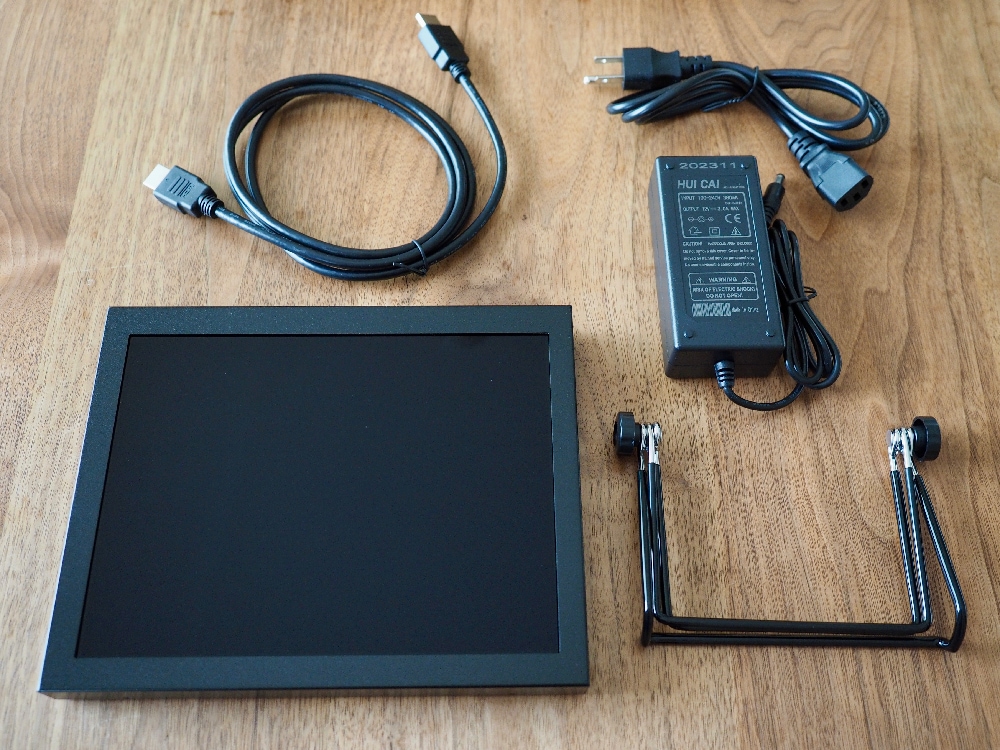 レトロゲーム（MiSTer FPGA）にピッタリな画面比率4:3の液晶モニタを