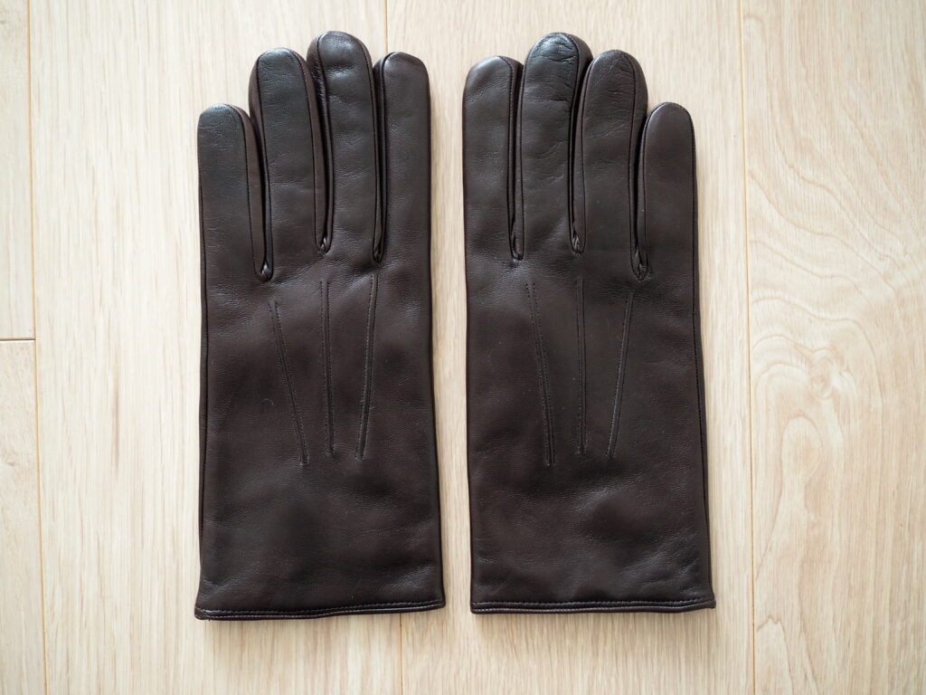 MEROLA（メローラ）のカシミヤライナー ナッパグローブ【サイズ感