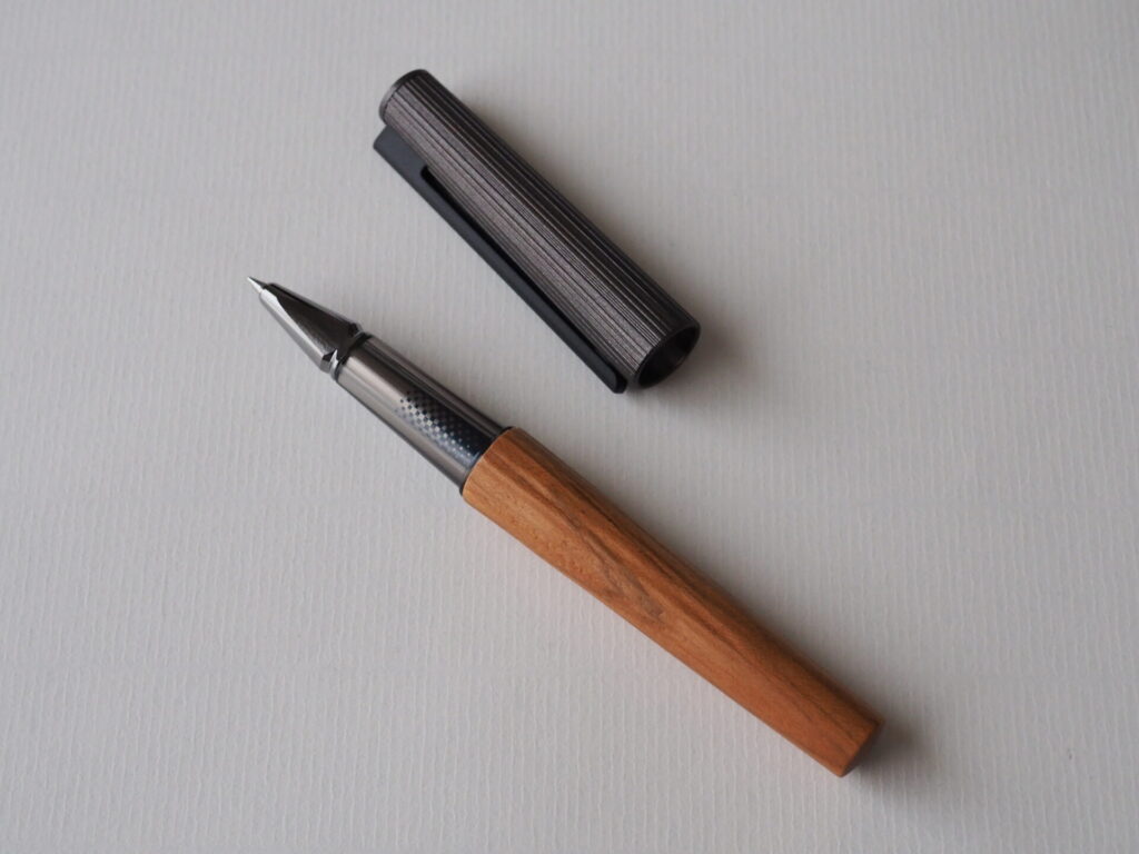 新感覚の書き心地！コクヨの高級筆記具「KOKUYO WP」限定モデルを試す