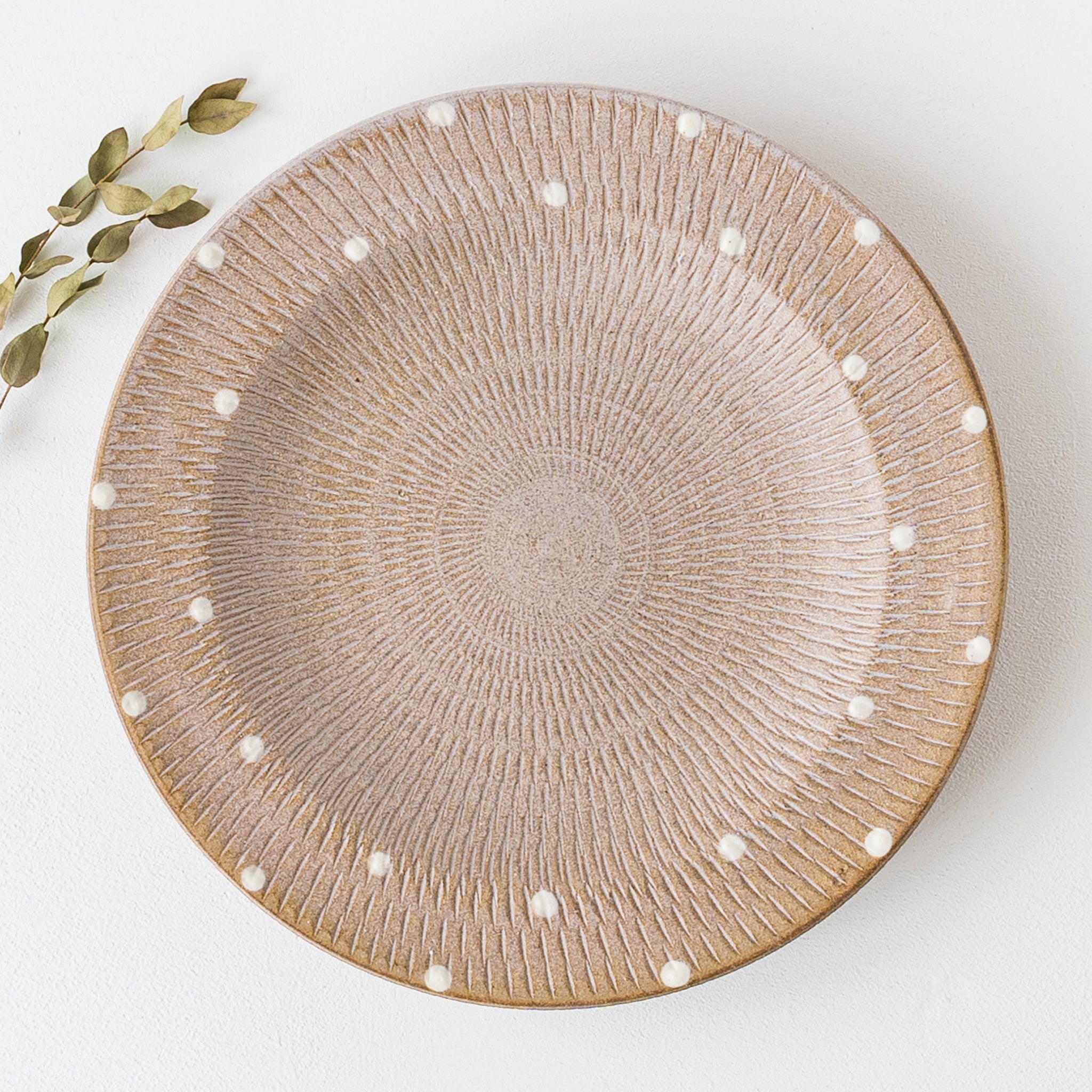 小石原 小石原焼 希少 飾り皿 新品 未使用 です。 小石原 小石原焼