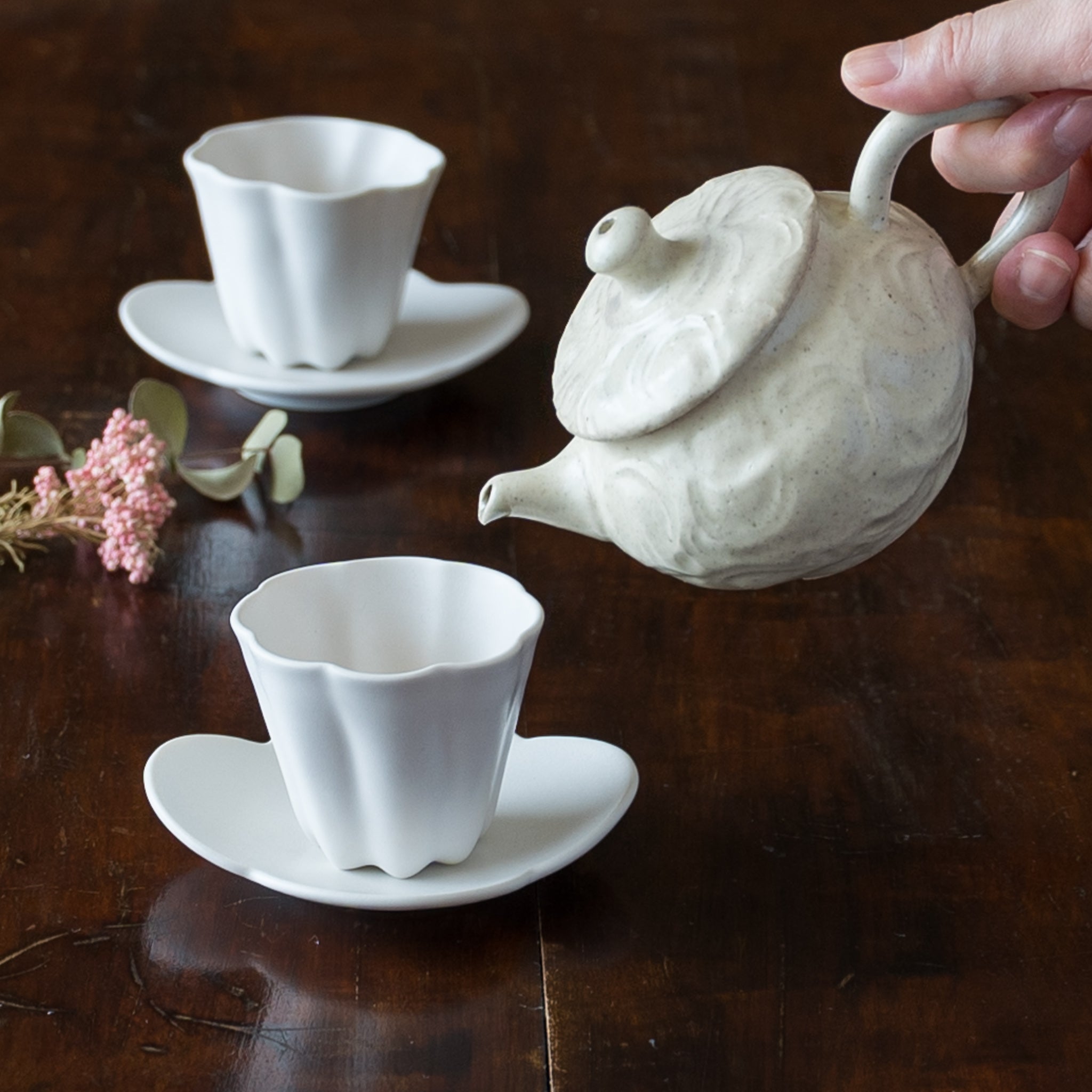 作家 藤村佳澄 カヌレ茶器 白｜和食器通販 四季折折 – 四季折折