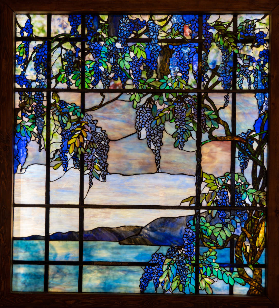 ルイス・C・ティファニー レインボー 虹 ステンドグラス グラス