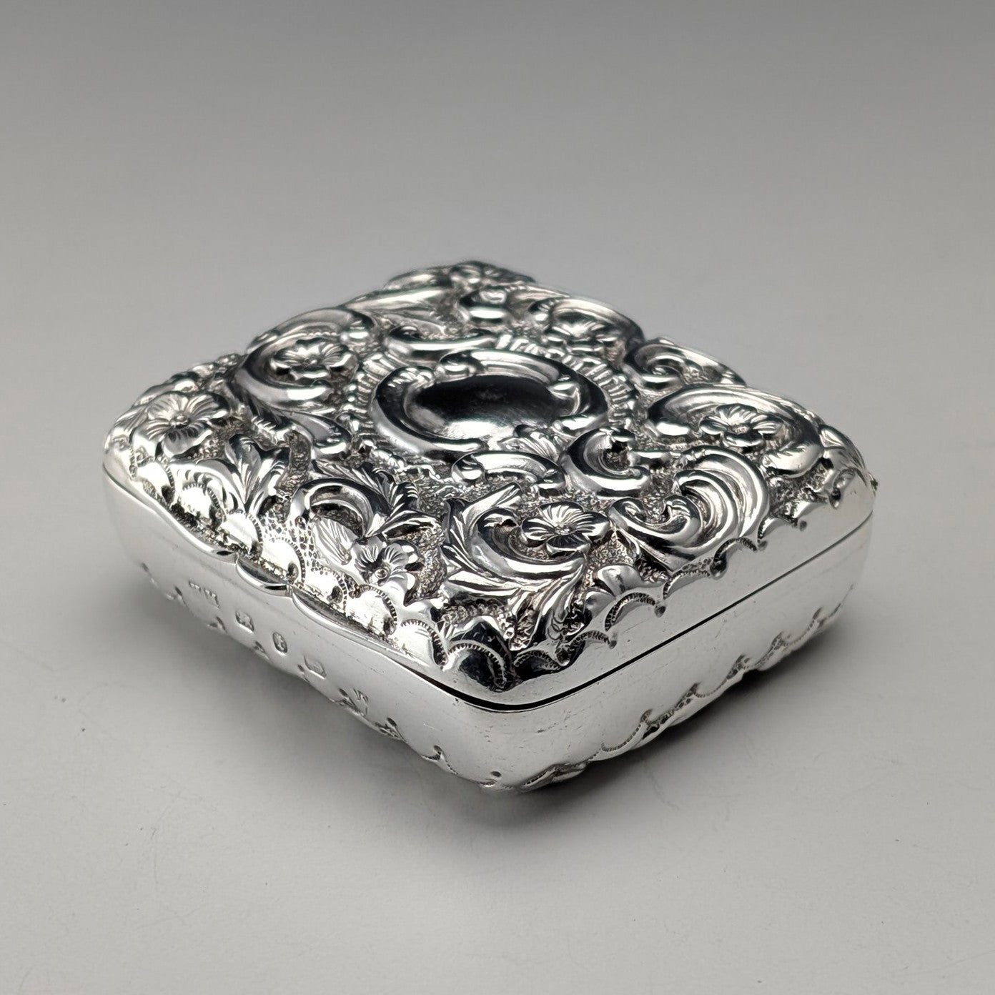 1865年 英国アンティーク 純銀製 ティーキャディースプーン 12.5g