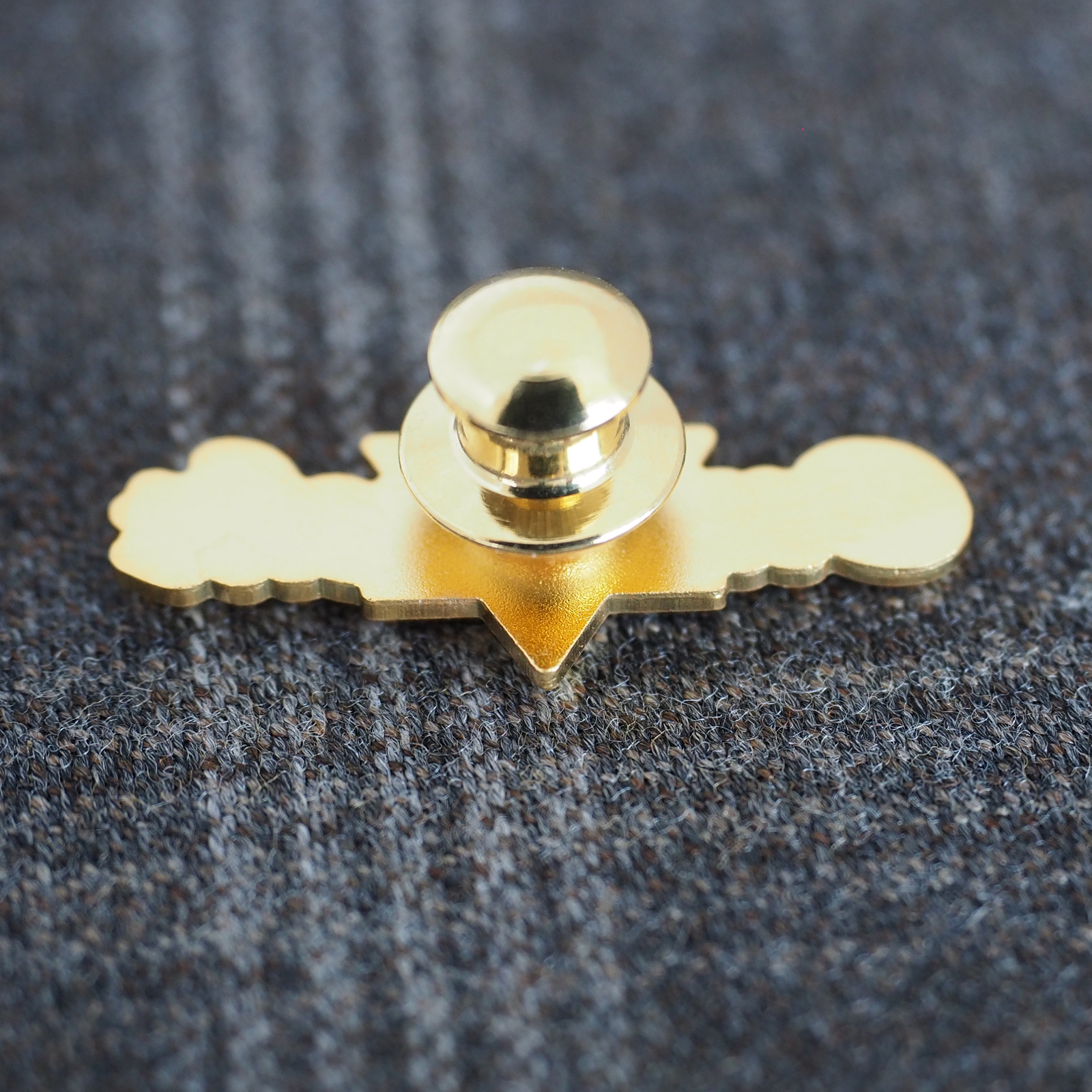 社章 C-069 – オリジナルピンバッジ製作 ピンズの王様