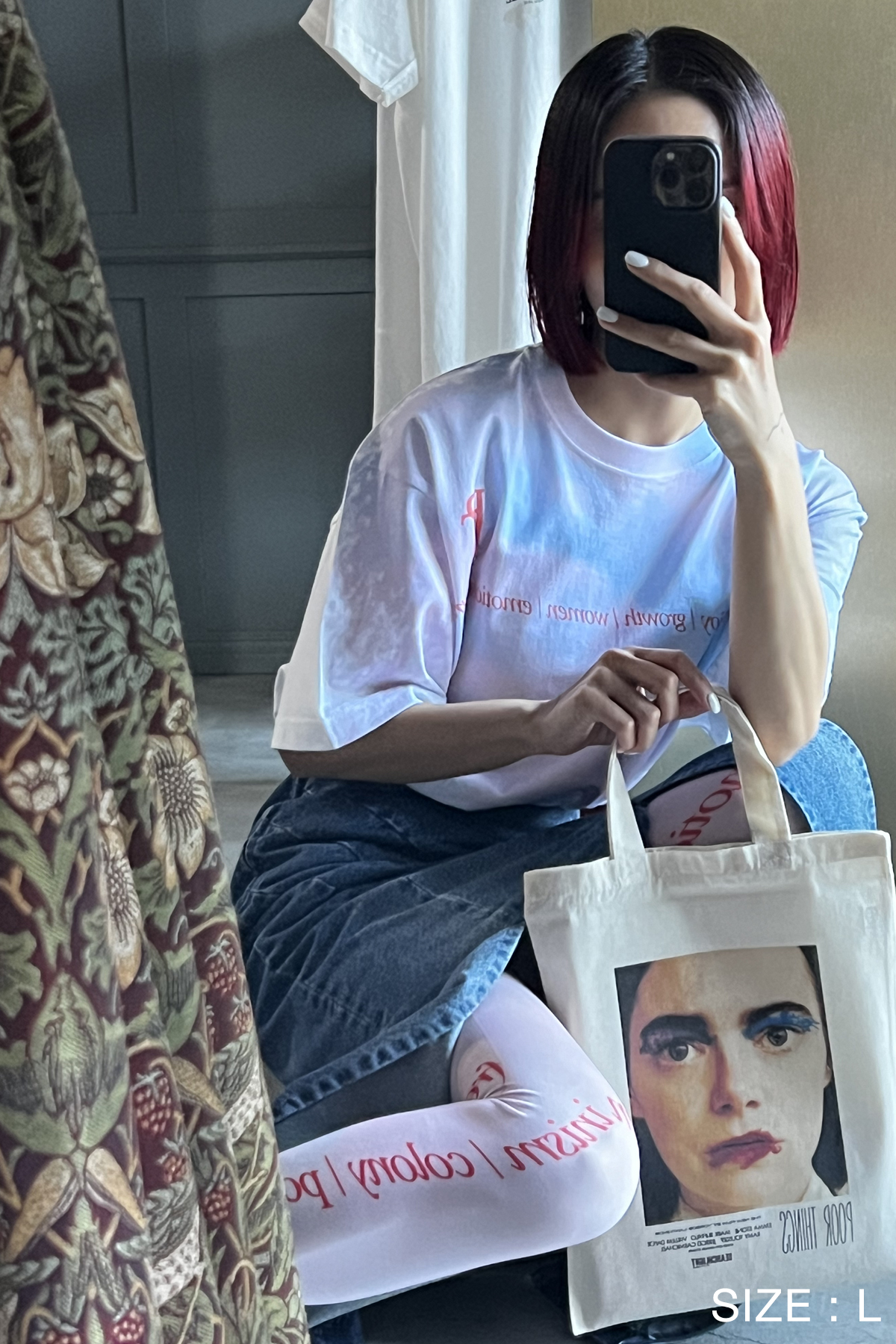 inspired by POOR THINGS】T-shirt /MULTI | Sister Online Boutique