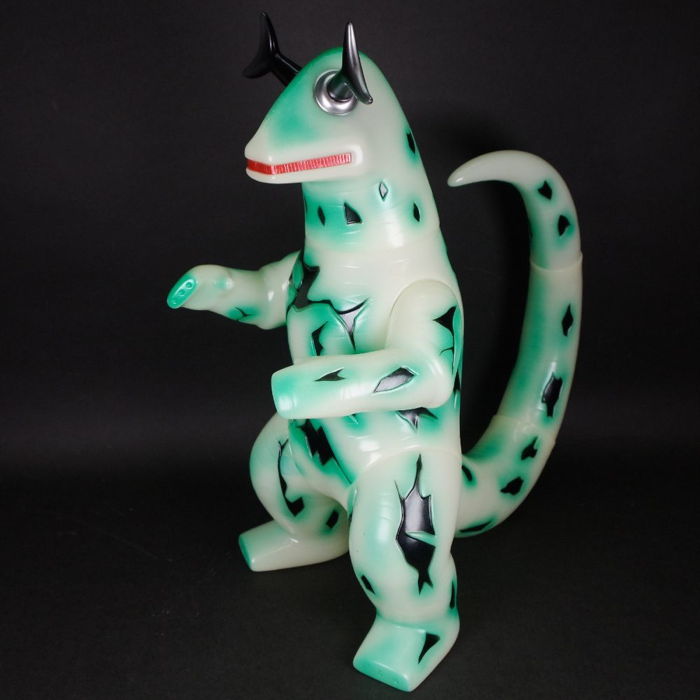 怪奇画廊 strangegallery ウルトラセブン エレキング ソフビ 怪奇画廊