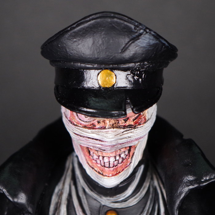 暗黒エンターテイメントの最新作はマンガとソフビの「帝國風紀 暗闇