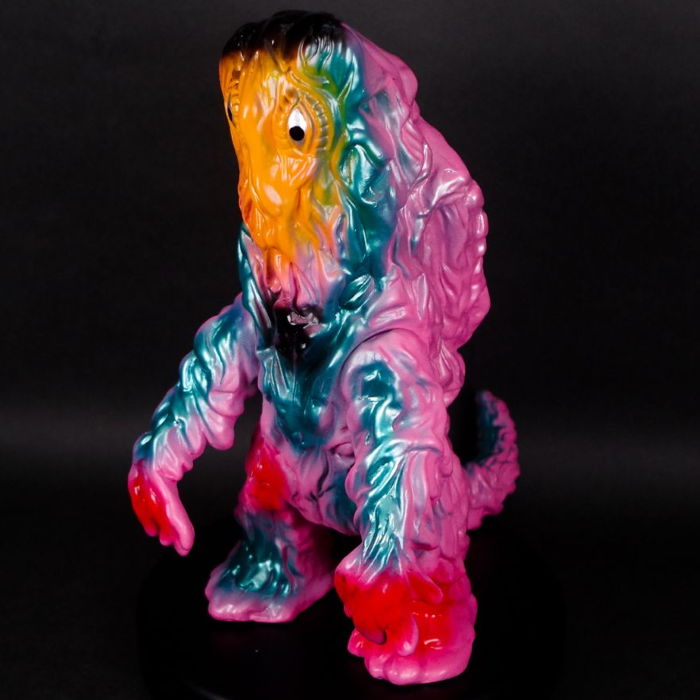 ブルマァクの「ヘドラ」最新作「レトロピンク」は超注目！ | sofvi.tokyo