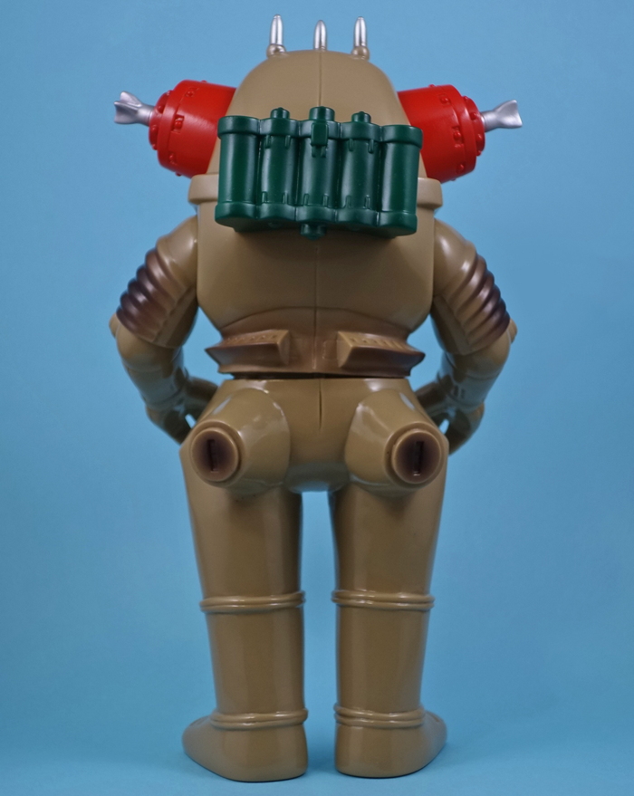 砂漠カラーの「キングジョー450」がショップ・はしもと玩具店に出現