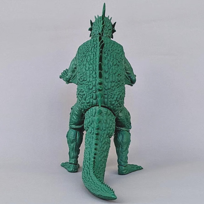 ビリケン商会の「リアルモデルキットシリーズ バラン」新成型色は深