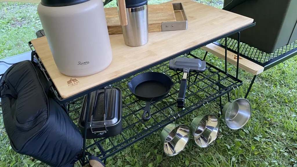 HIBARIのフィールドラックをレビュー！天板の広さはどう？重ねた時の