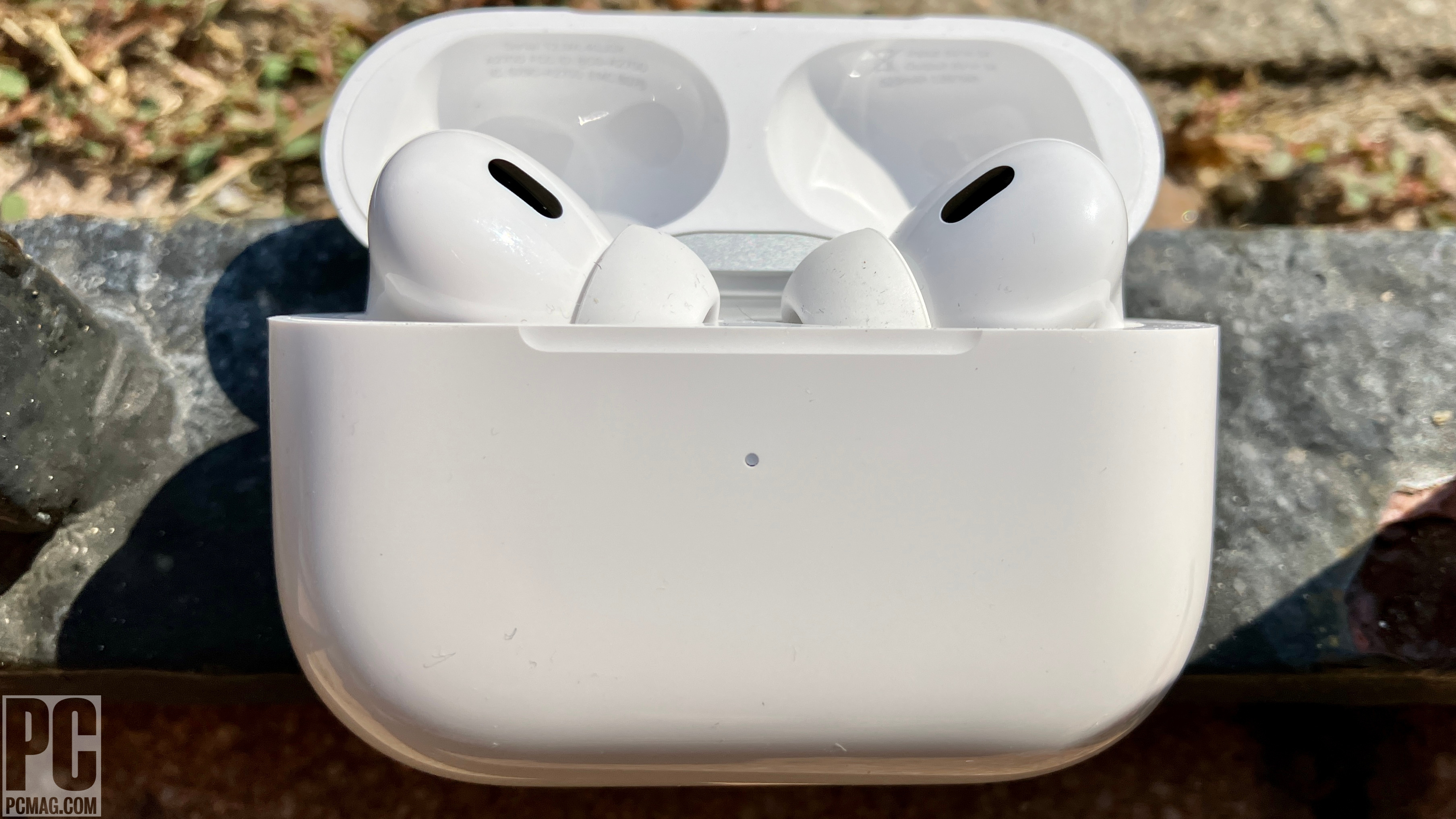 AirPods pro第2世代 APPLE MQD83J/A WHITE Apple AirPods Pro 第2世代