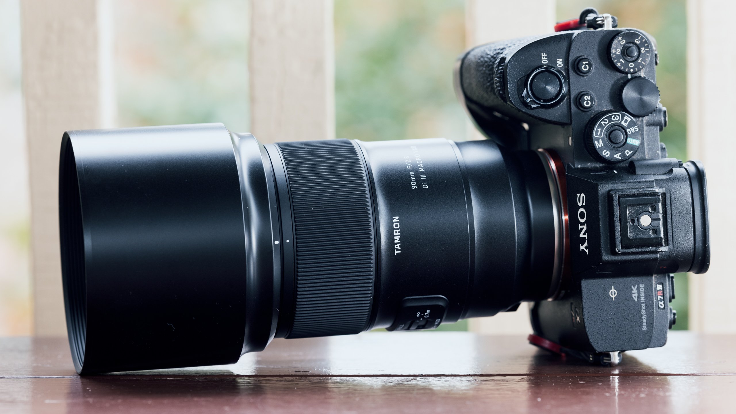 Tamron 90mm F2.8 Di III VXD Macro - Review 2024 - PCMag Middle East