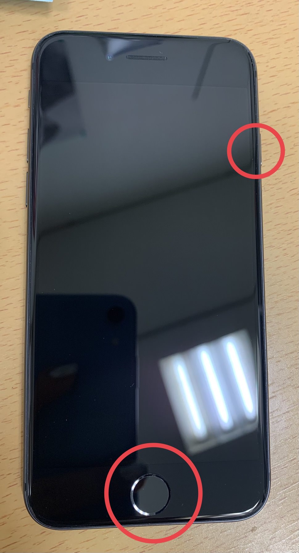iPhoneの画面が割れてしまった、タッチが効かない時の対処方法とは