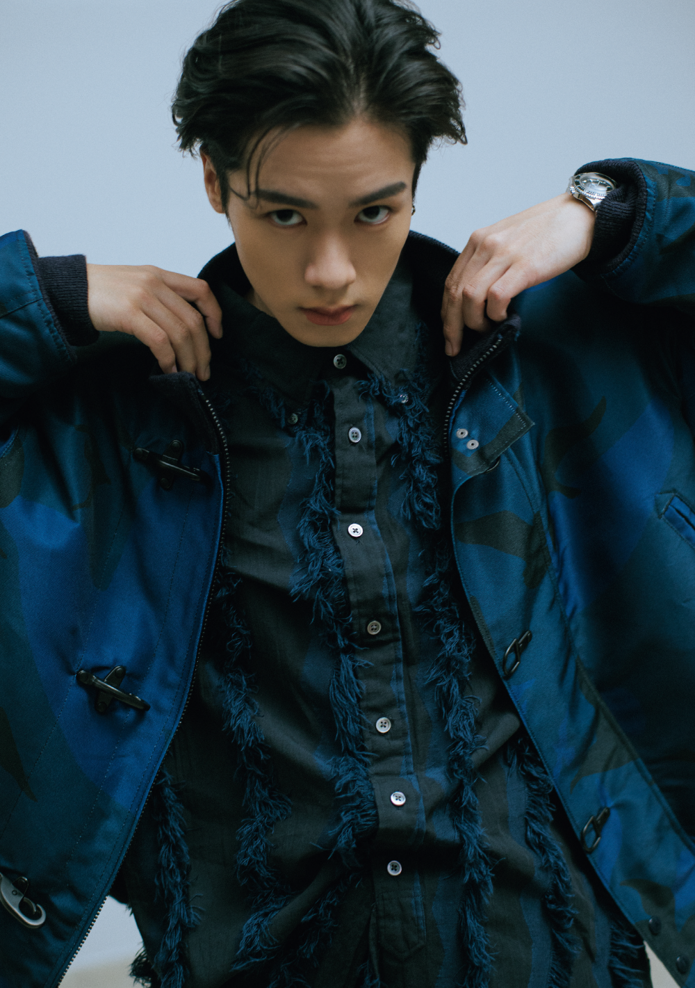 吉野北人 silver rain 黒衣装 クッション 吉野北人 silver rain 黒衣装