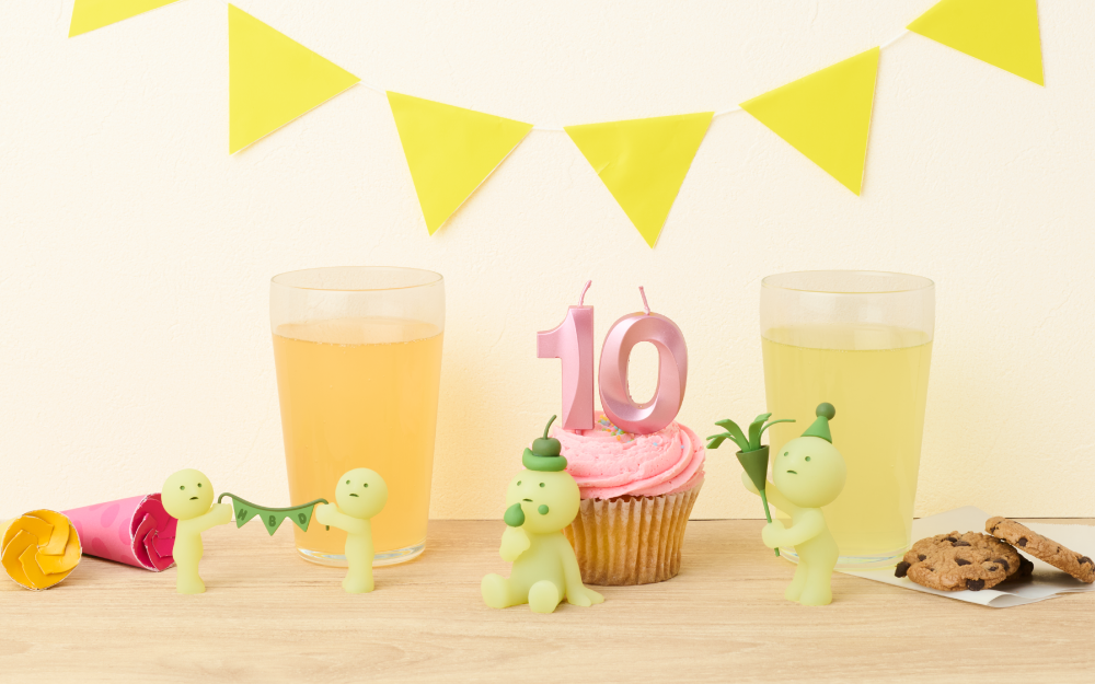 Celebrating someone's birthday from the corner…? “SMISKI Birthday