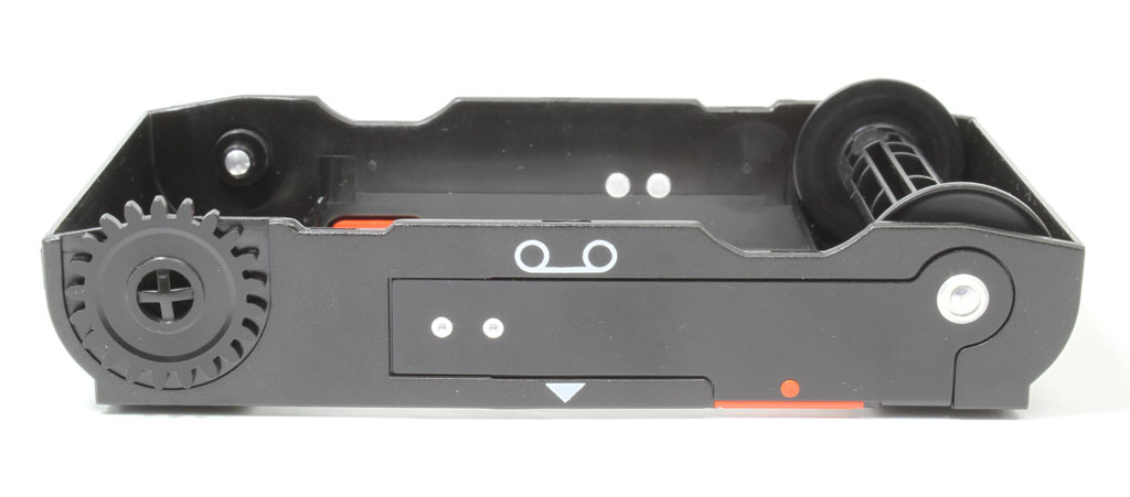 ローライ6000シリーズ用120フィルムマガジンと予備インサート2個