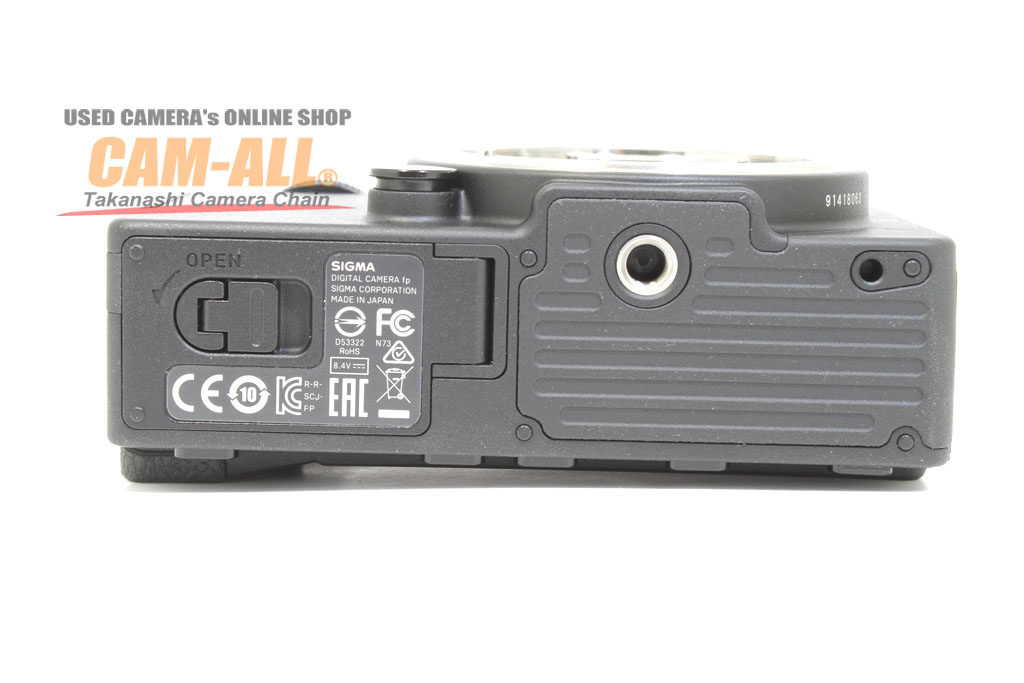 中古 シグマ fpボディ（バッテリー2個、バッテリーチャージャー付
